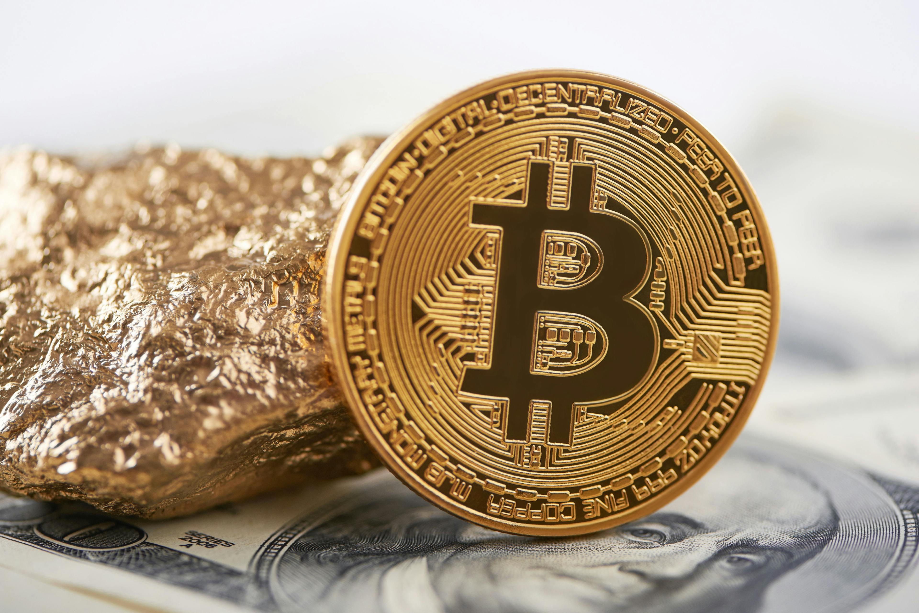 Dollars Gold Bitcoin Thumbnail